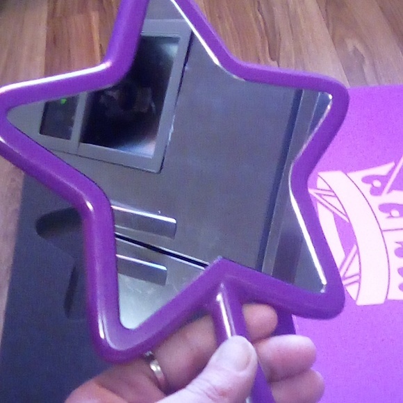 Jeffree star queen bit*h mirror never used nwb - Picture 4 of 7